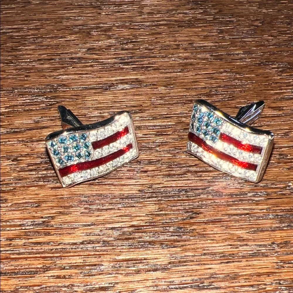 Swarovski American Flag Cufflinks - Picture 5 of 6